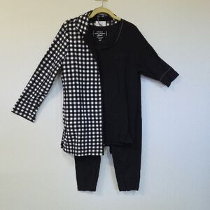 Women's 3 Piece Black and White Checkered Pajamas With T-shirt And Pants